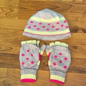 vintage Y2K American Eagle mittens and beanie